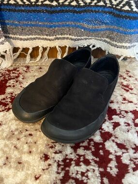 Vivo Barefoot Opanka Black Slip-On Shoes